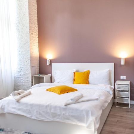Modern Studio In The Heart Of Iasi Bagian luar foto