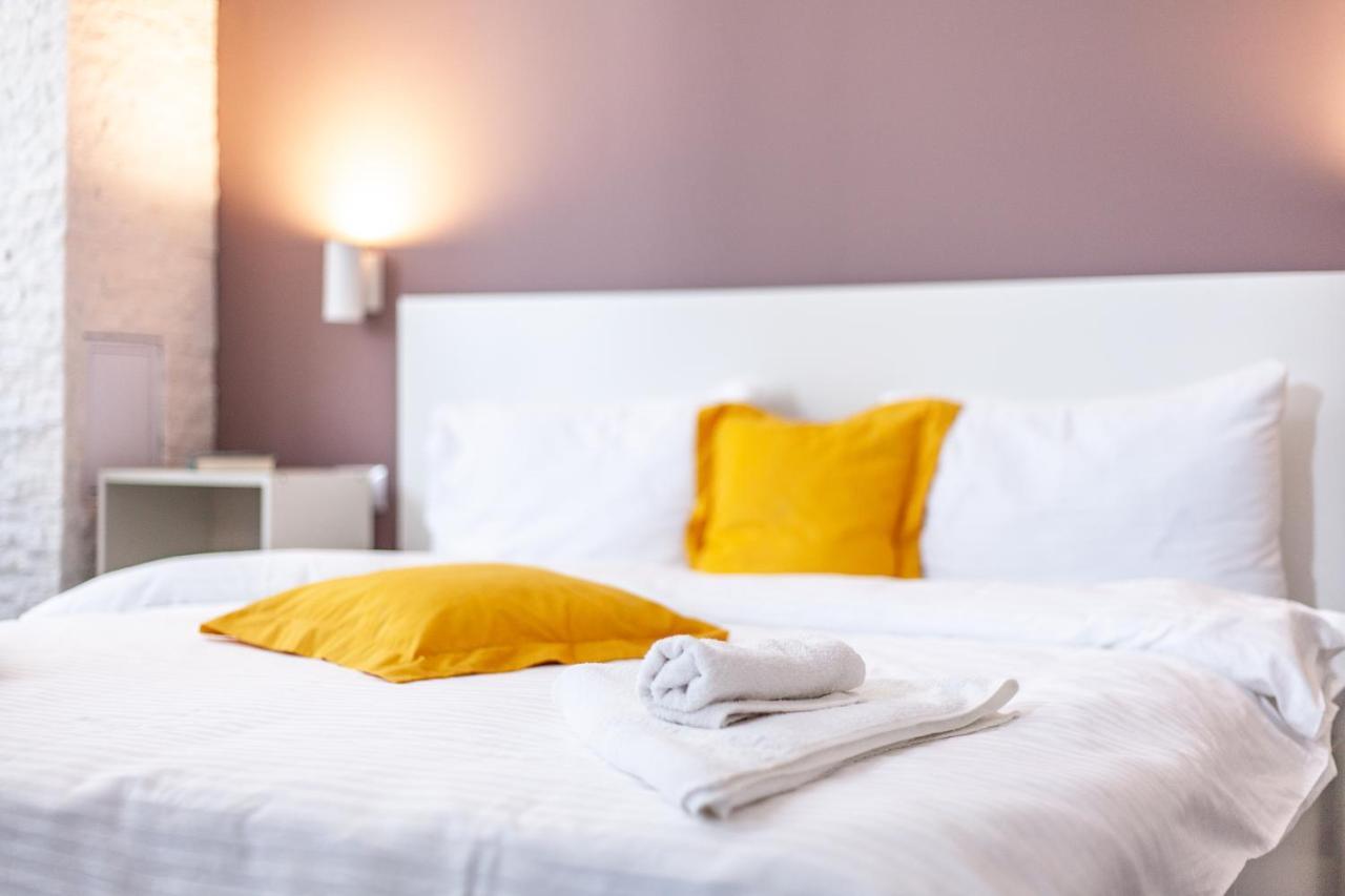 Modern Studio In The Heart Of Iasi Bagian luar foto