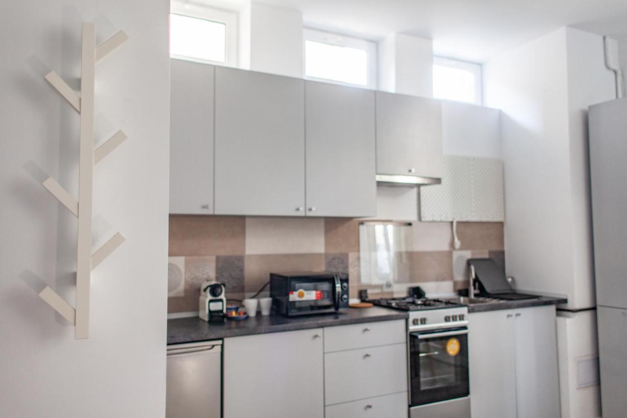 Modern Studio In The Heart Of Iasi Bagian luar foto